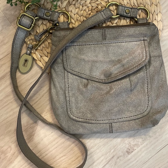 Vintage leather Fossil purse - Picture 5 of 11